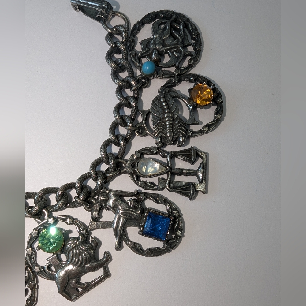 VTG FLORENZA SILVER TONE RHINESTONE ZODIAC CHARM BRACELET HEAVY - Picture 7 of 16